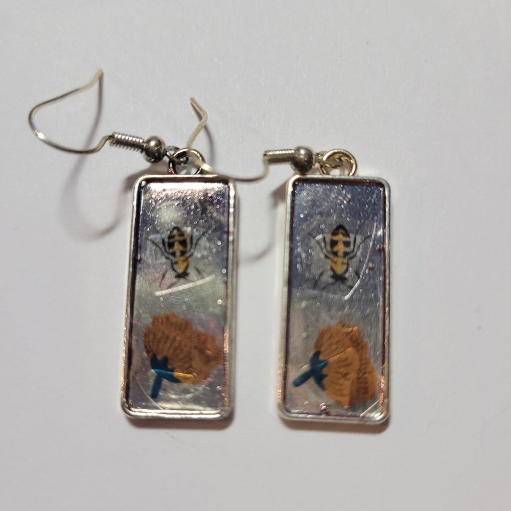 Bee and flower earrings
